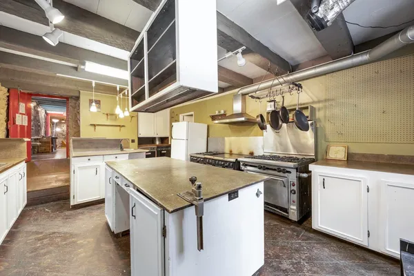 $1,710,500 | 10111 Bunny Hill Road, Soda Springs, CA 95728