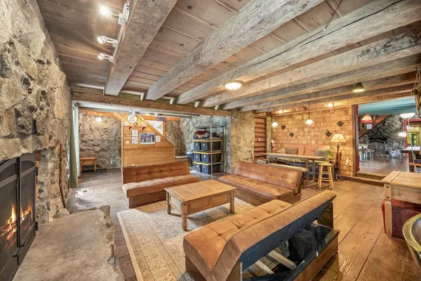 $1,710,500 | 10111 Bunny Hill Road, Soda Springs, CA 95728