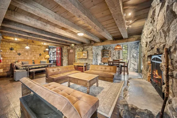 $1,710,500 | 10111 Bunny Hill Road, Soda Springs, CA 95728