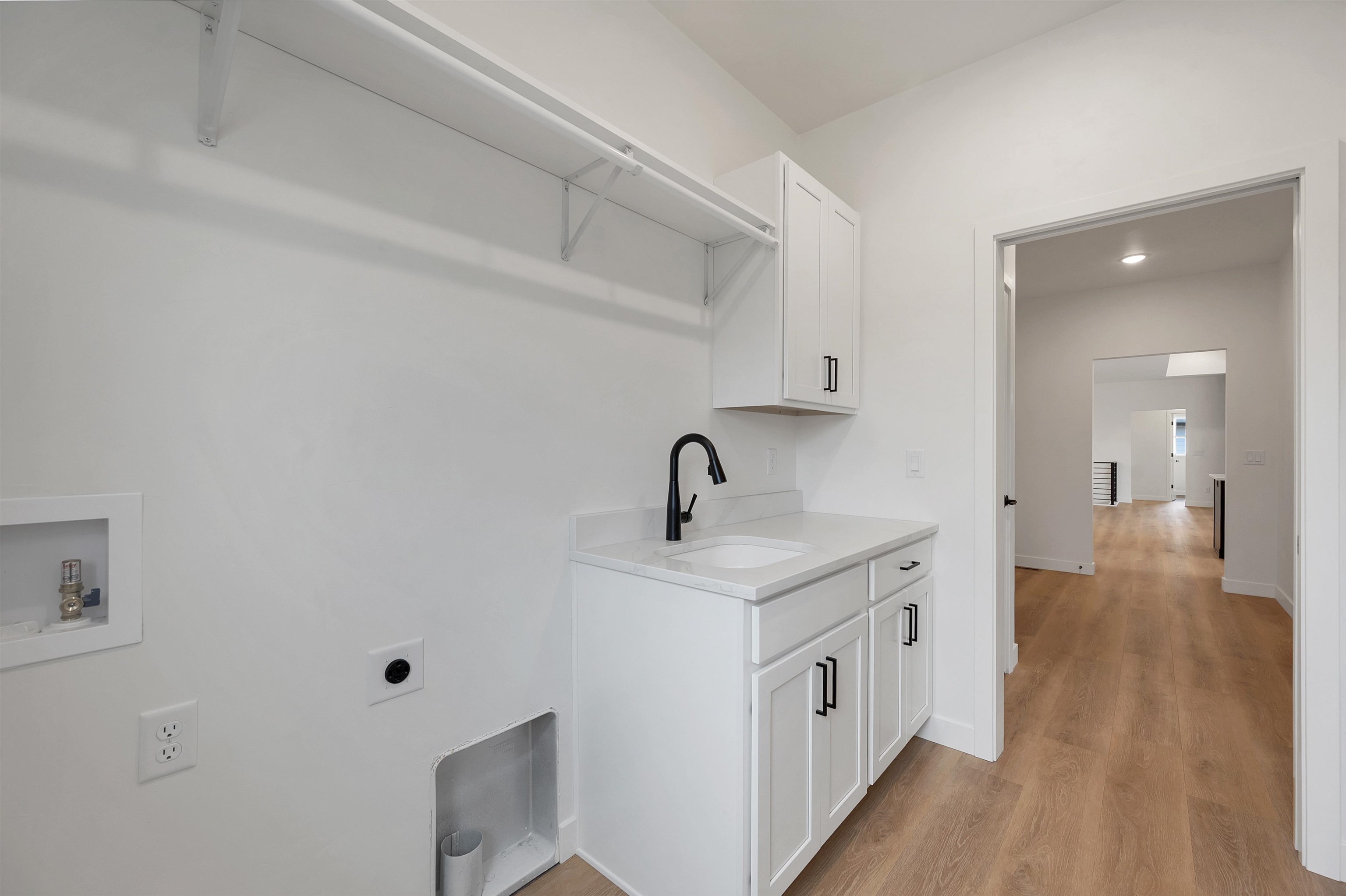 3785 Beachmont Road De Pere, WI 54115 - Photo 15 of 32