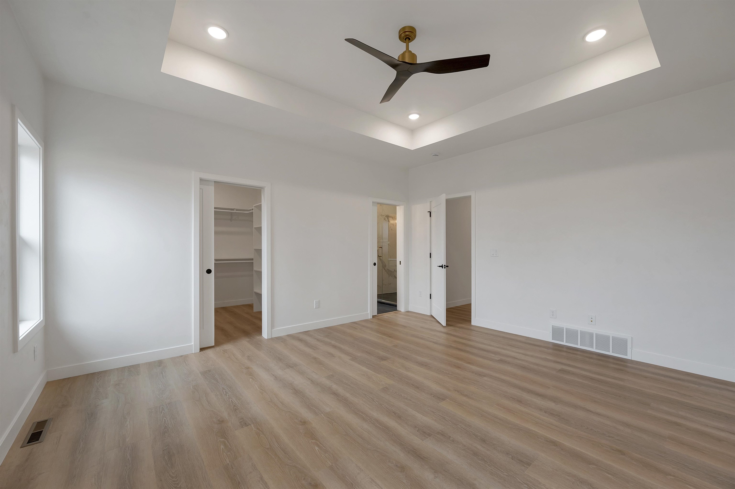 3785 Beachmont Road De Pere, WI 54115 - Photo 16 of 32