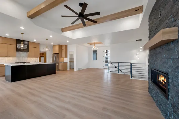 $825,000 | 3785 Beachmont Road, De Pere, WI 54115