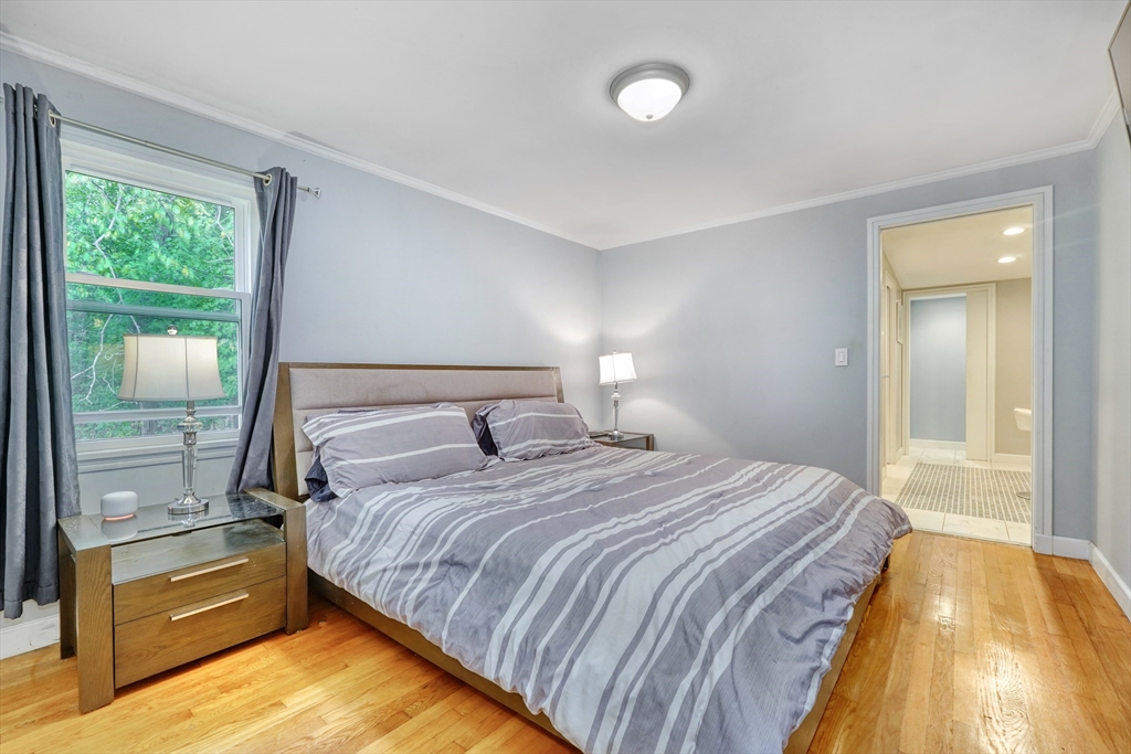 33 Eustis Street Saugus, MA 01906 - Photo 14 of 21