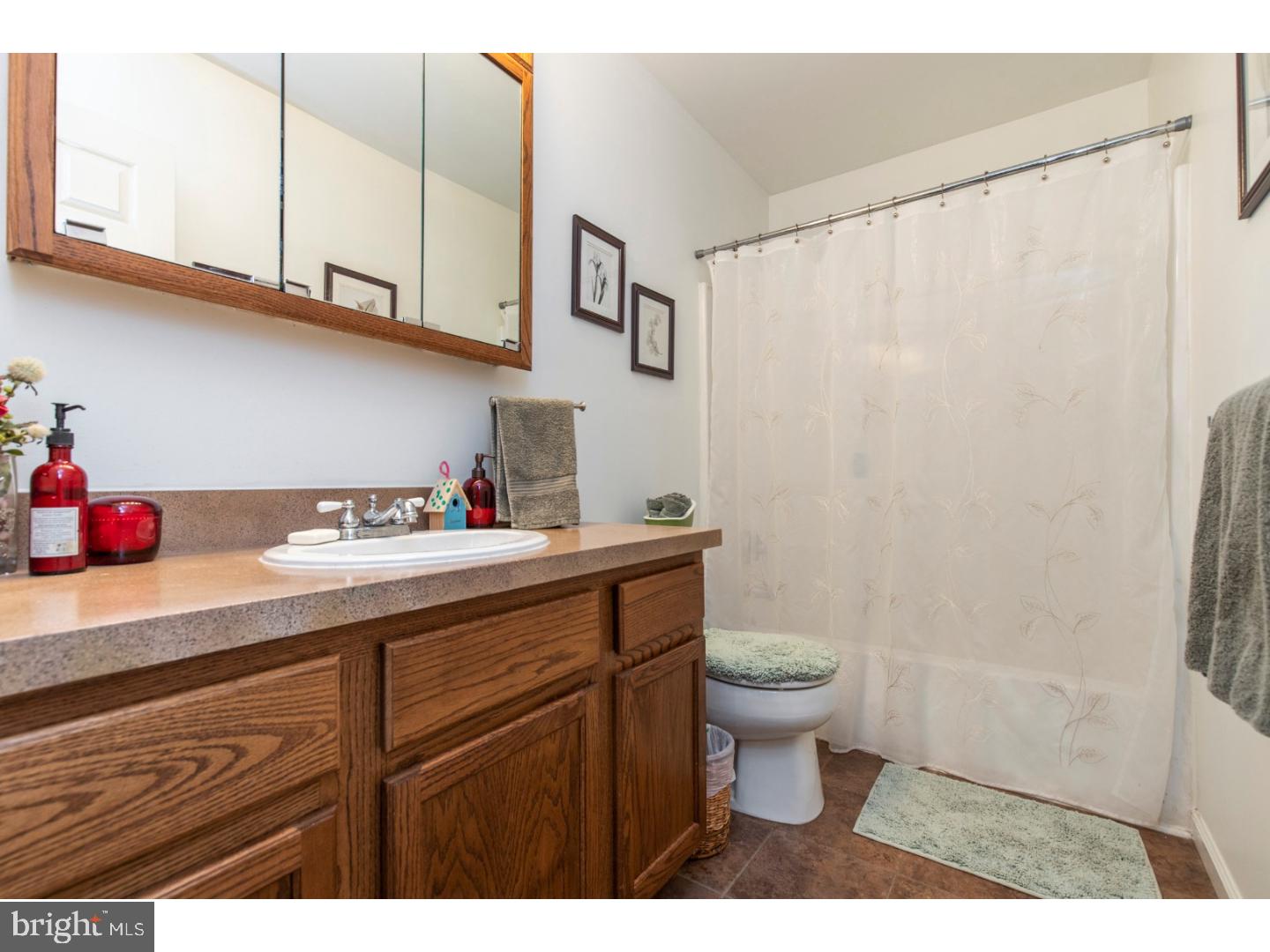 105 Michaels Lane Newark, DE 19713 - Photo 20 of 25 Half Bath