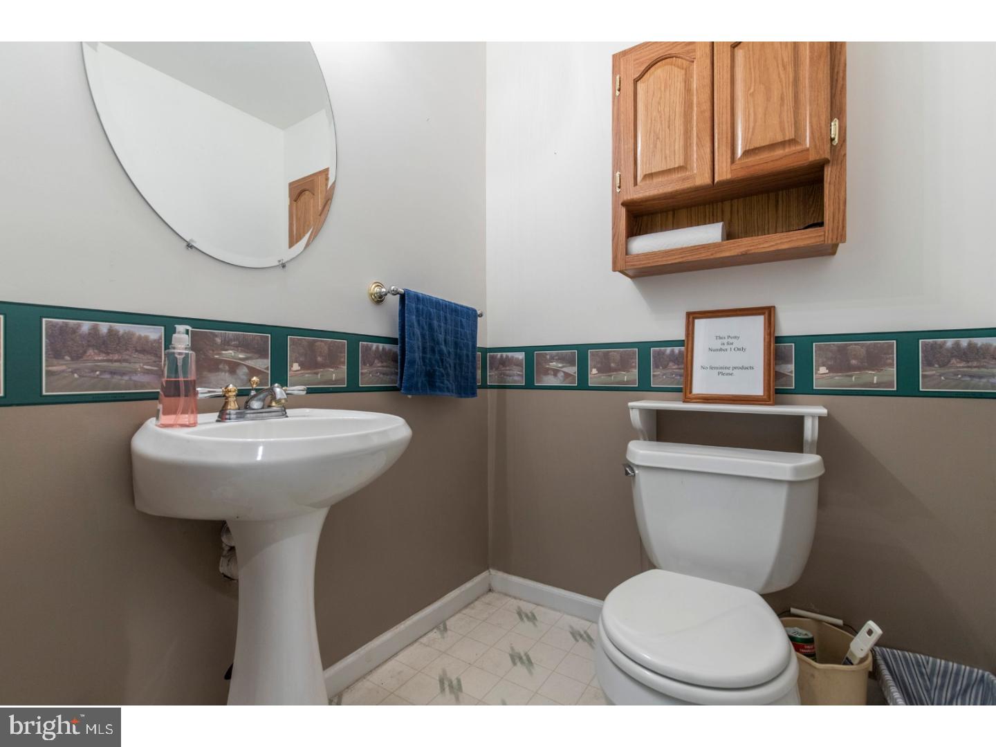 105 Michaels Lane Newark, DE 19713 - Photo 23 of 25 Bathroom