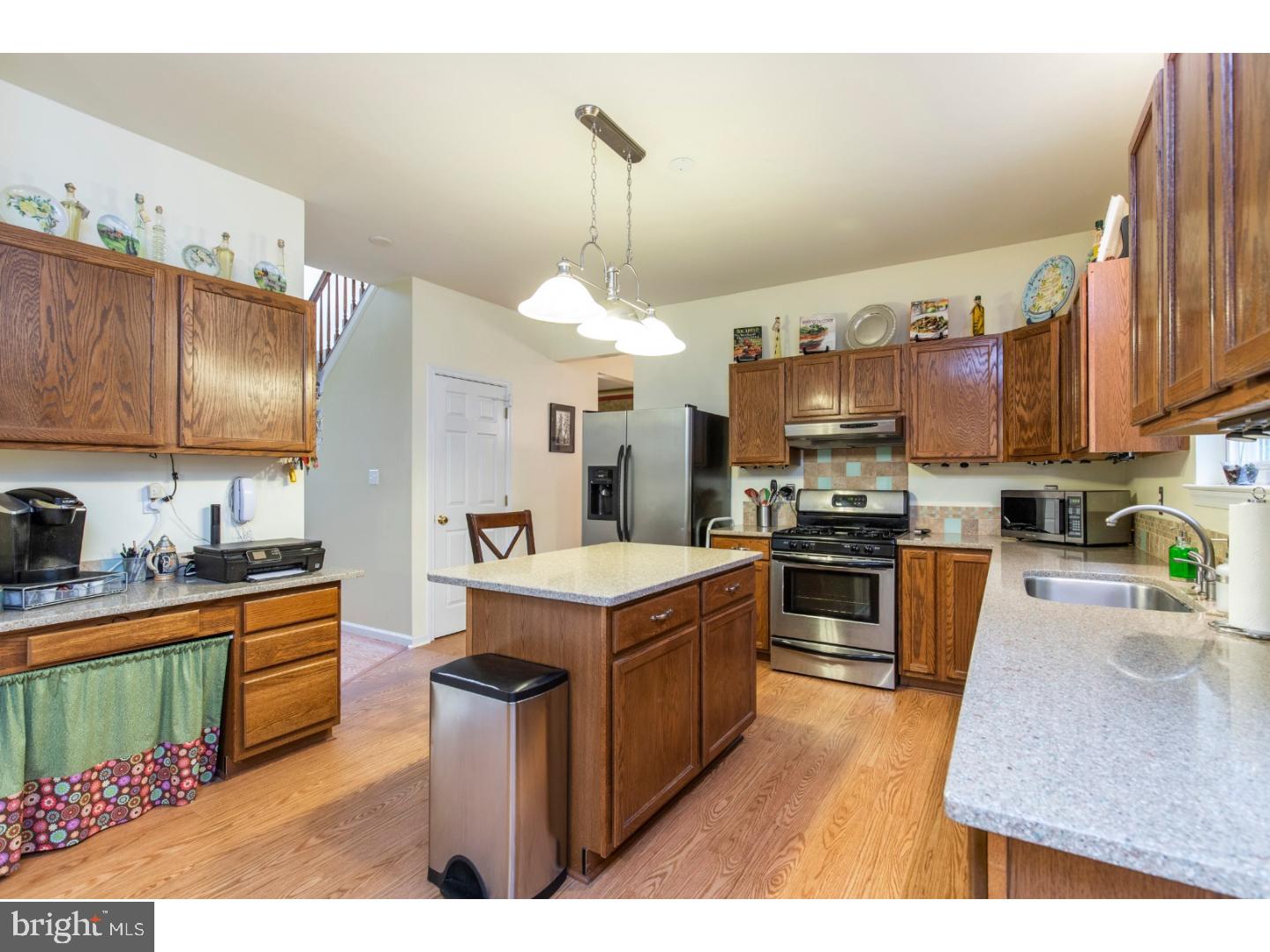 105 Michaels Lane Newark, DE 19713 - Photo 7 of 25 Kitchen