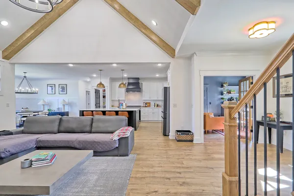 $849,900 | 2114 Alpine Drive, Columbia, TN 38401