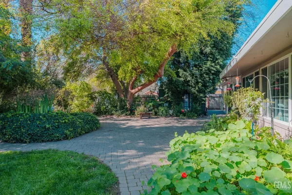 $530,000 | Undisclosed Address, Lindsay, CA 93247