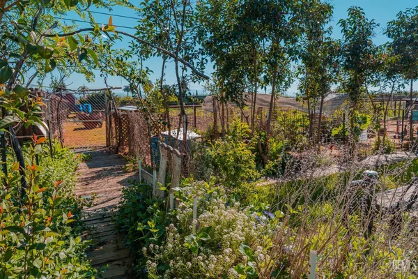 $530,000 | Undisclosed Address, Lindsay, CA 93247