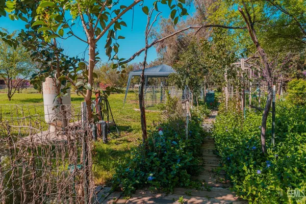 $530,000 | Undisclosed Address, Lindsay, CA 93247