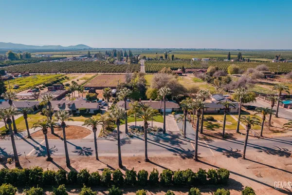 $530,000 | Undisclosed Address, Lindsay, CA 93247