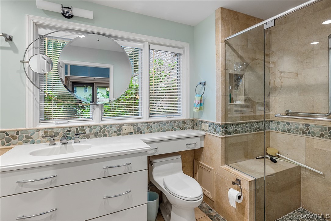 100 Raven Rock Road Henrico, VA 23229 - Photo 19 of 40 Addition offers a full private bath.
