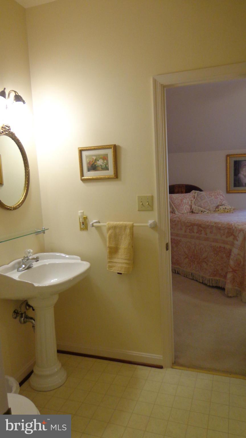 23379 Somerville Road Mitchells, VA 22729 - Photo 17 of 30 Bath