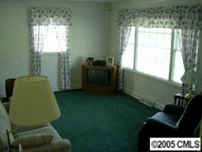 3735 Litchfield Road Charlotte, NC 28211 - Photo 6 of 8 Gallery Image 6