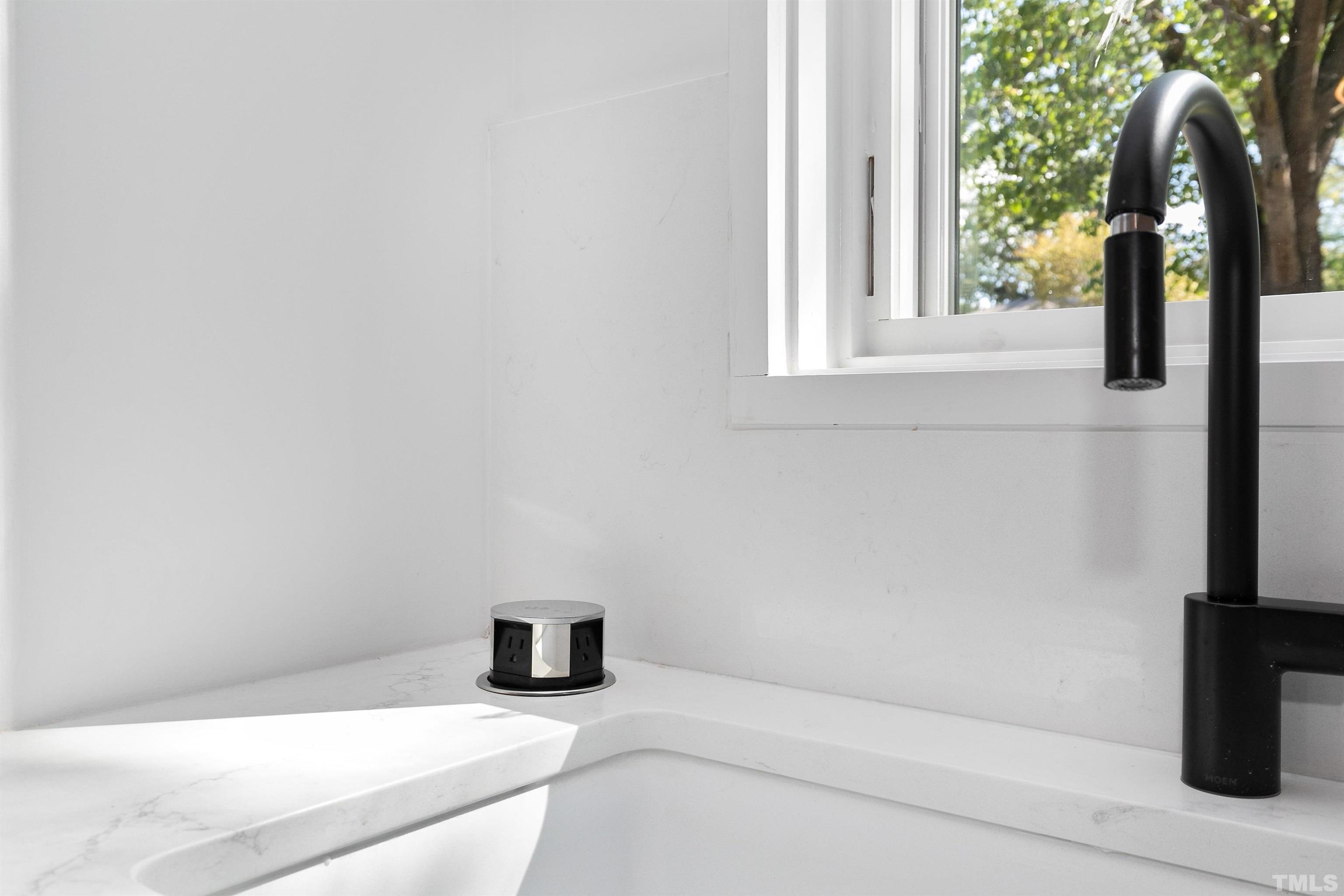 2159 Mayview Road, Unit B Raleigh, NC 27607 - Photo 7 of 29 Photo #7