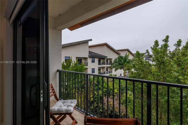 $430,000 | 7831 Northwest 104th Avenue, Unit 32, Doral, FL 33178