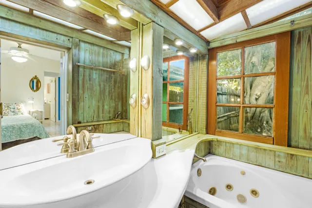 $979,000 | 1925 Fogarty Avenue, Key West, FL 33040