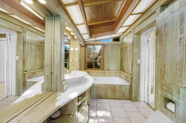 $979,000 | 1925 Fogarty Avenue, Key West, FL 33040