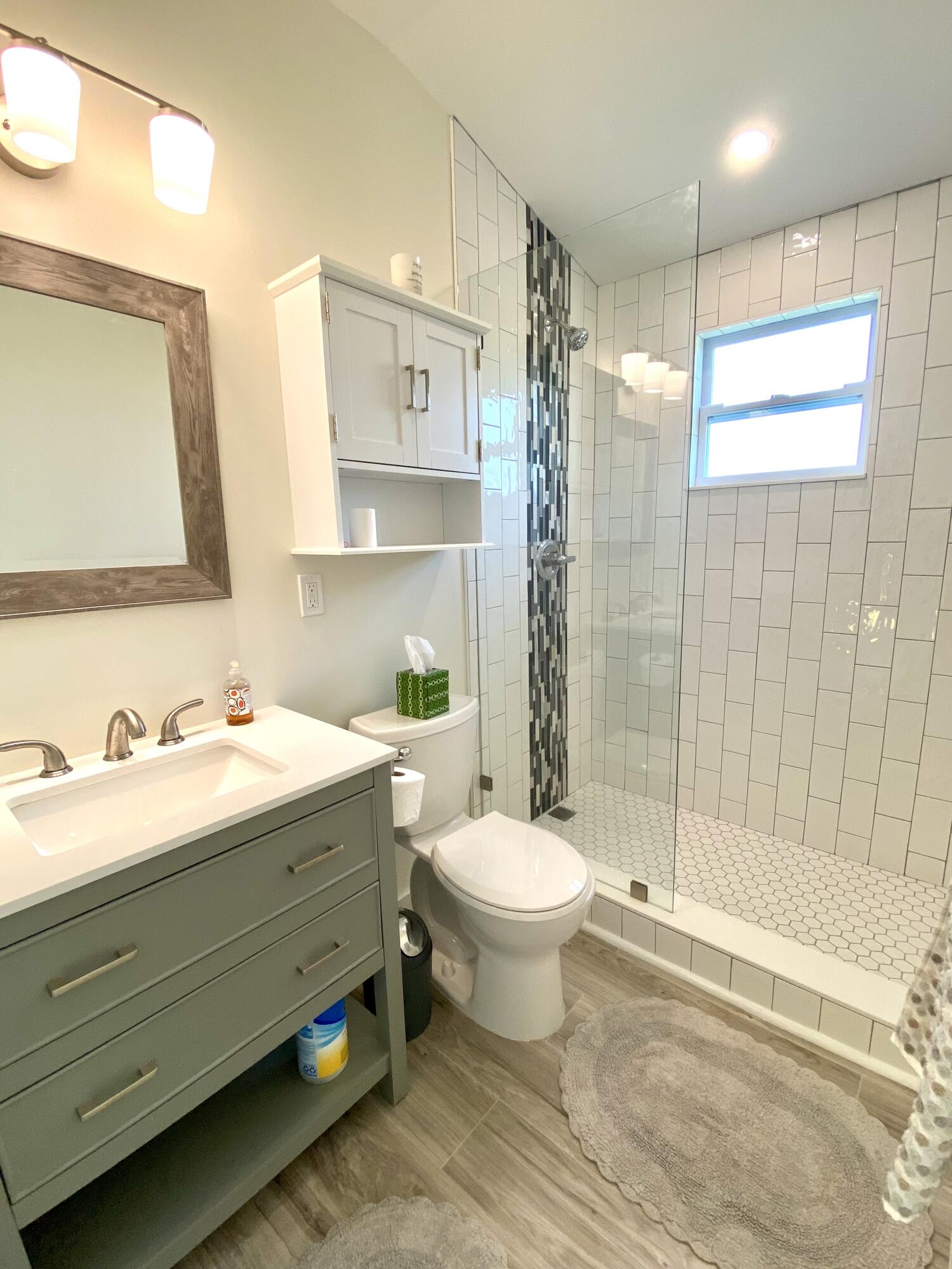 1925 Fogarty Avenue Key West, FL 33040 - Photo 48 of 60 Guest House Main Bath Bath