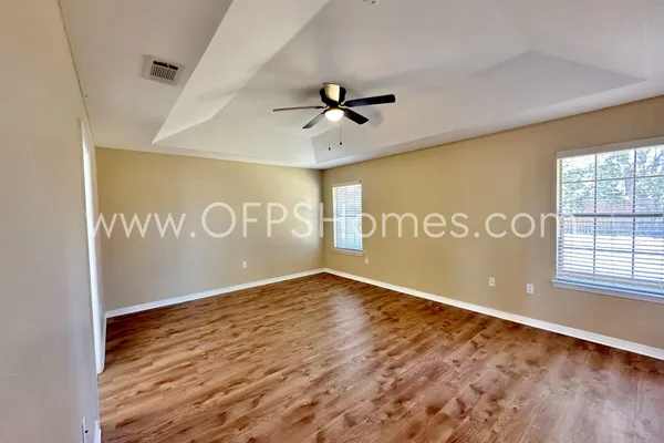 $2,500 | 2837 Shoni Drive, Navarre, FL 32566