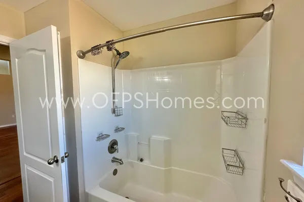 $2,500 | 2837 Shoni Drive, Navarre, FL 32566