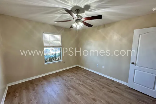 $2,500 | 2837 Shoni Drive, Navarre, FL 32566