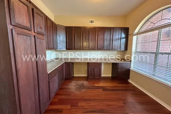 $2,500 | 2837 Shoni Drive, Navarre, FL 32566