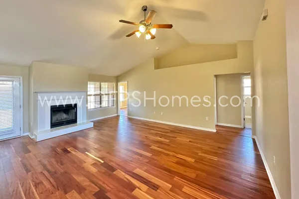 $2,500 | 2837 Shoni Drive, Navarre, FL 32566