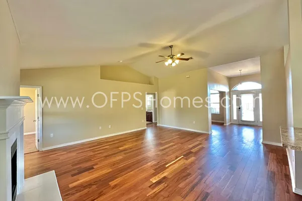 $2,500 | 2837 Shoni Drive, Navarre, FL 32566