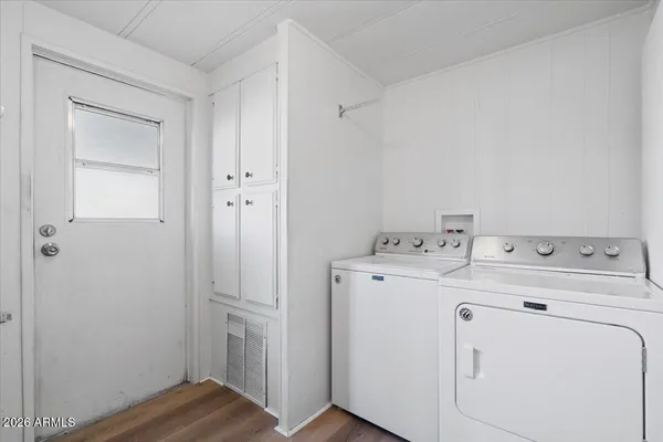 a view of utility room with washer and dryer