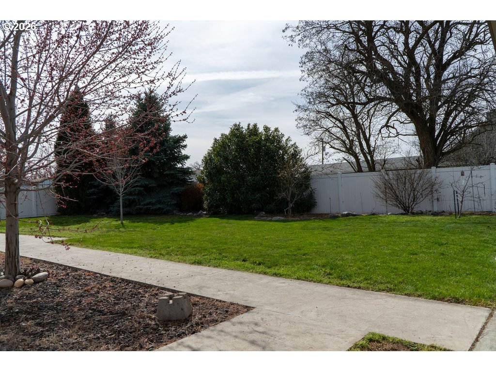 445 7th Street Northeast Irrigon, OR 97844 - Photo 25 of 26