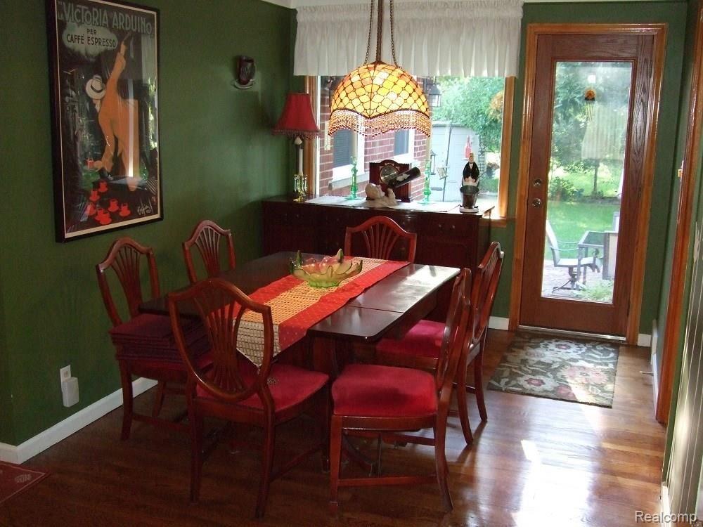 9920 Reeck Road Allen Park, MI 48101 - Photo 24 of 39 FORMAL DINING ROOM VIEW FROM LIVING ROOM.