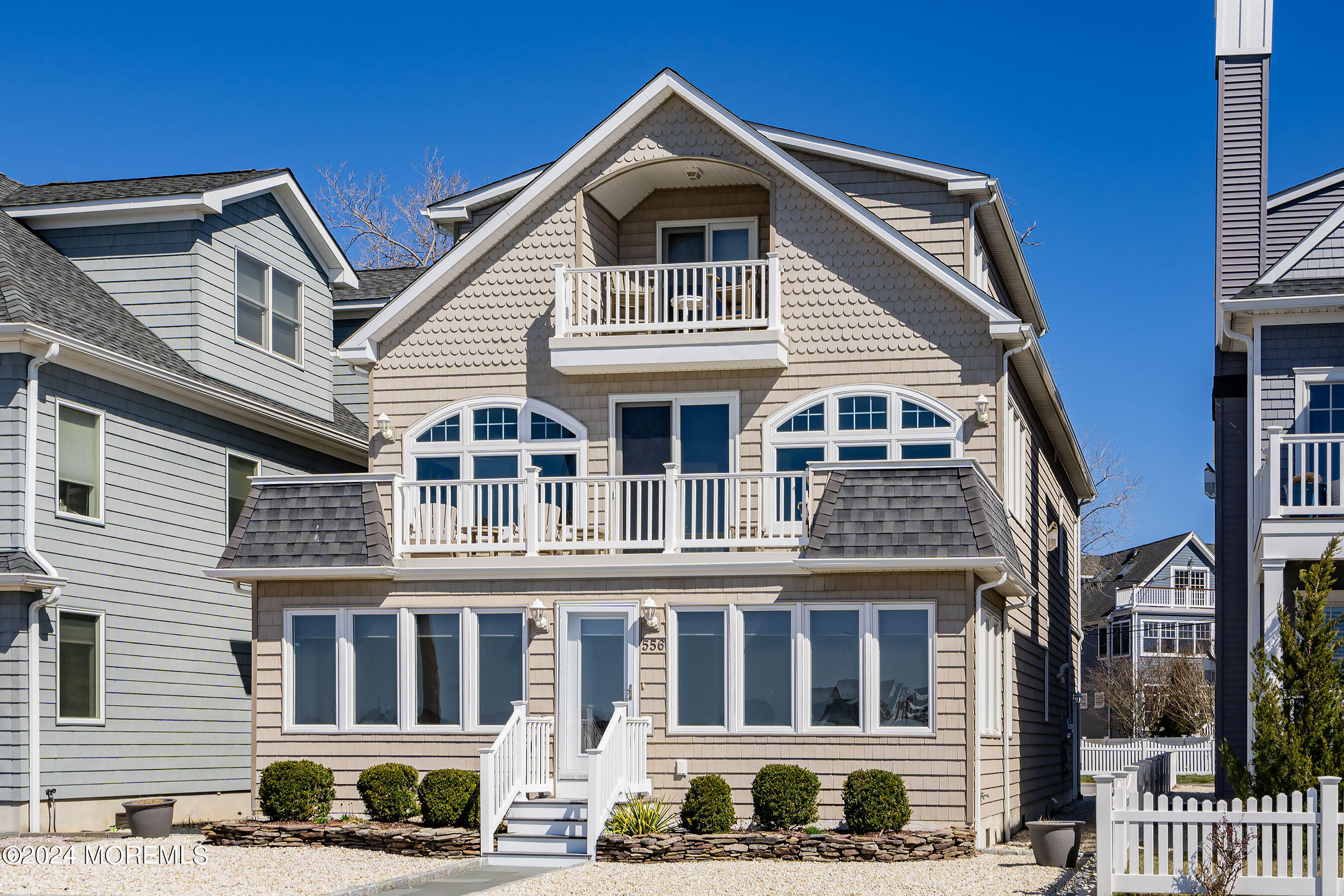 556 Riverside Drive Manasquan, NJ 08736 - Photo 1 of 46 7-Front Right 11