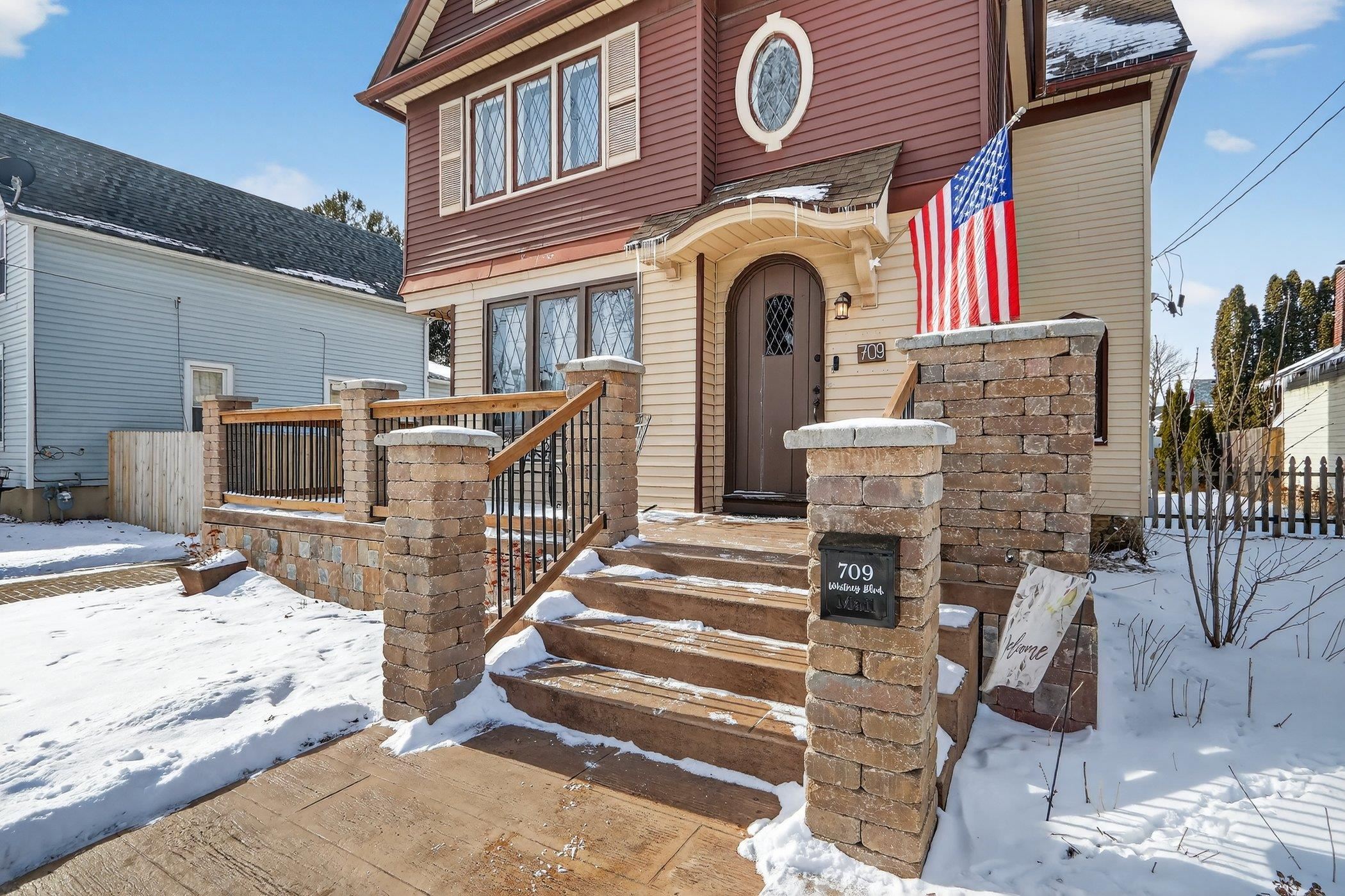 709 Whitney Boulevard Belvidere, IL 61008 - Photo 11 of 46