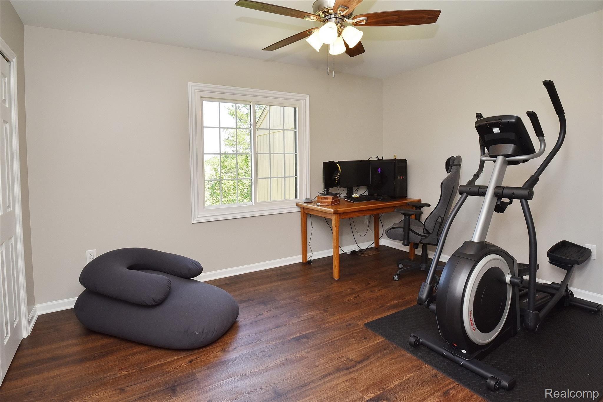 2259 Crystal Drive, Unit 32 Rochester, MI 48309 - Photo 23 of 37 2259 Crystal_23.JPG