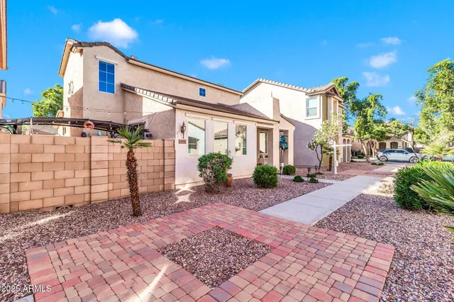 a picture of floor plan