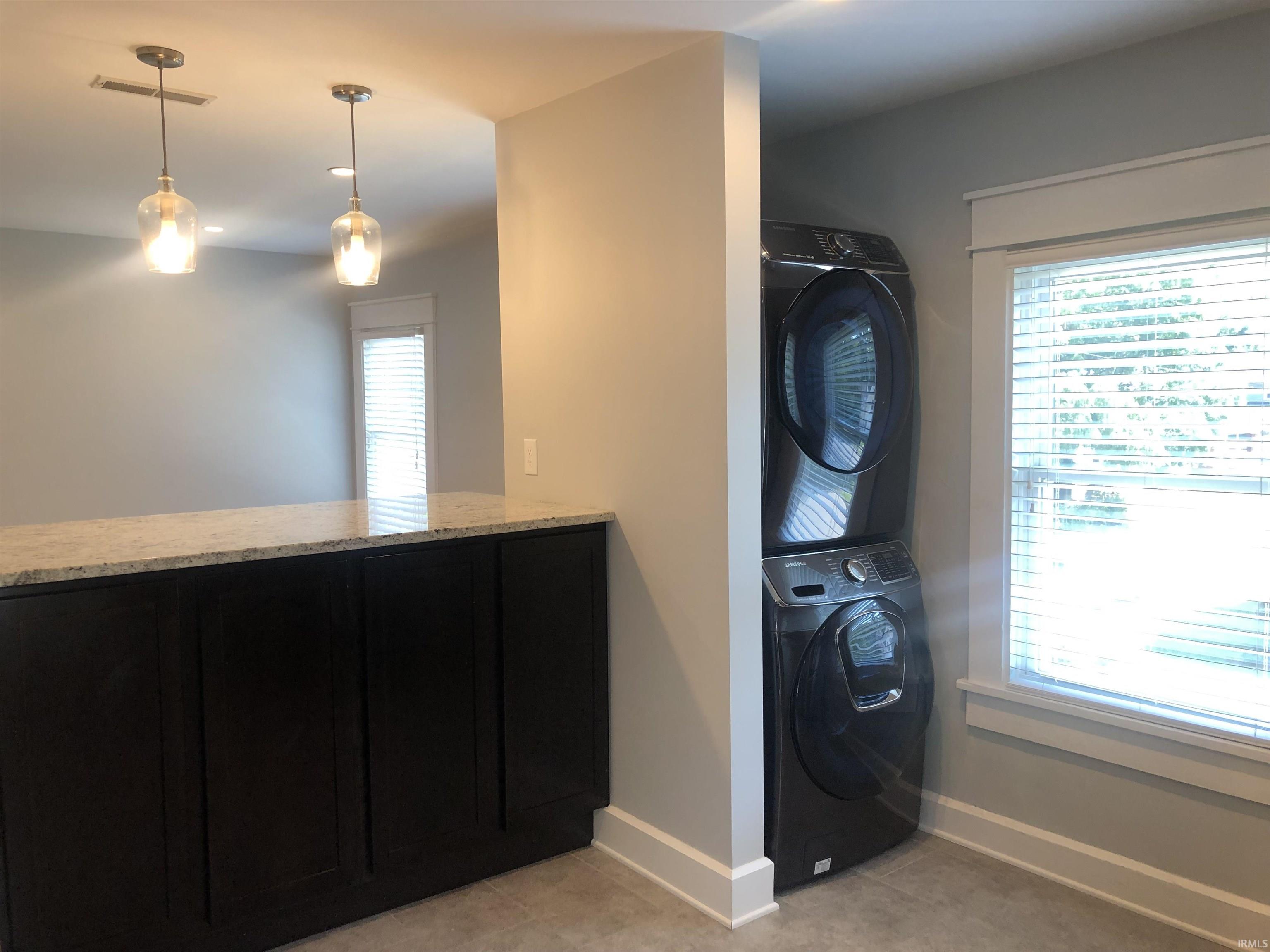 729 East Hunter Avenue, Unit 4 Bloomington, IN 47401 - Photo 7 of 15