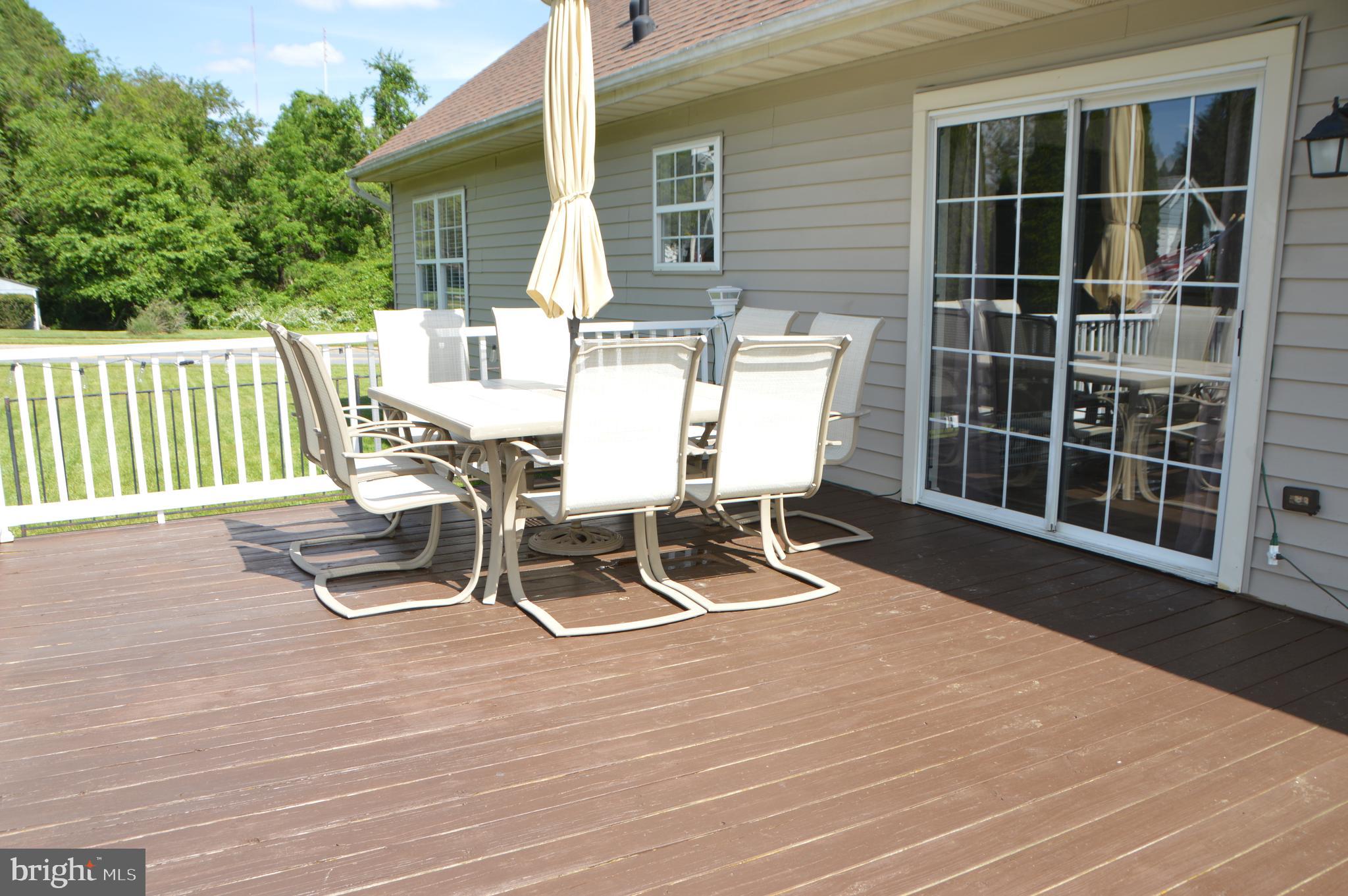 942 Firestone Road Westminster, MD 21158 - Photo 6 of 20 Deck