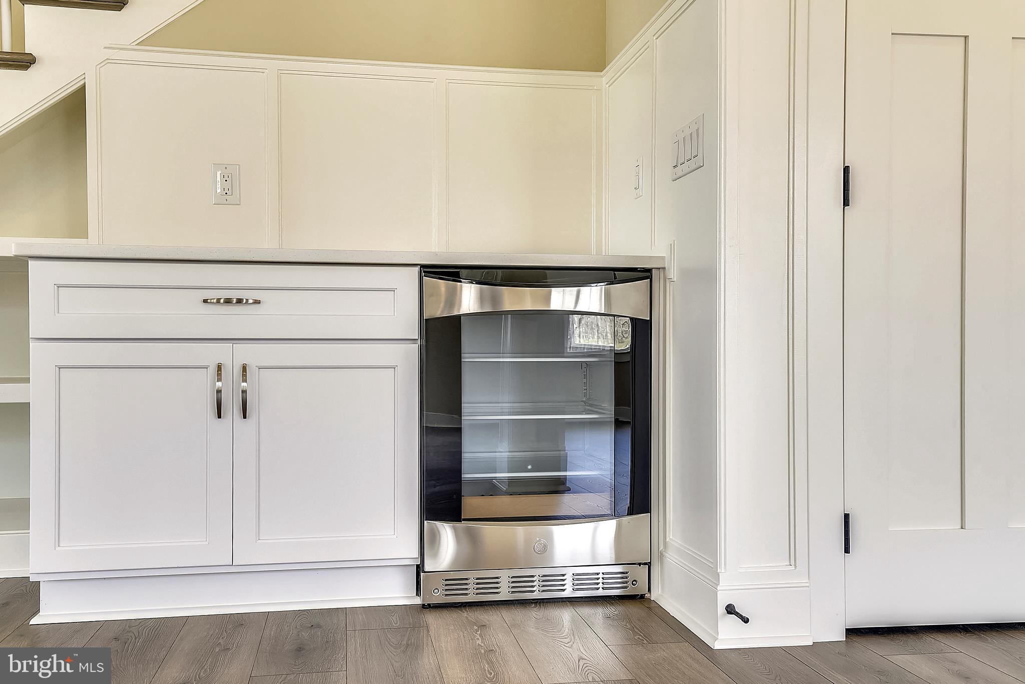 32863 Widgeon Road, Unit 14 Ocean View, DE 19970 - Photo 22 of 73 Dry bar w/beverage frig is an option
