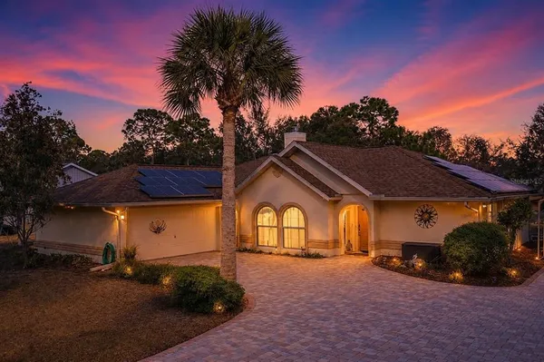 $379,000 | 84 North Country Club Drive, Crystal River, FL 34429