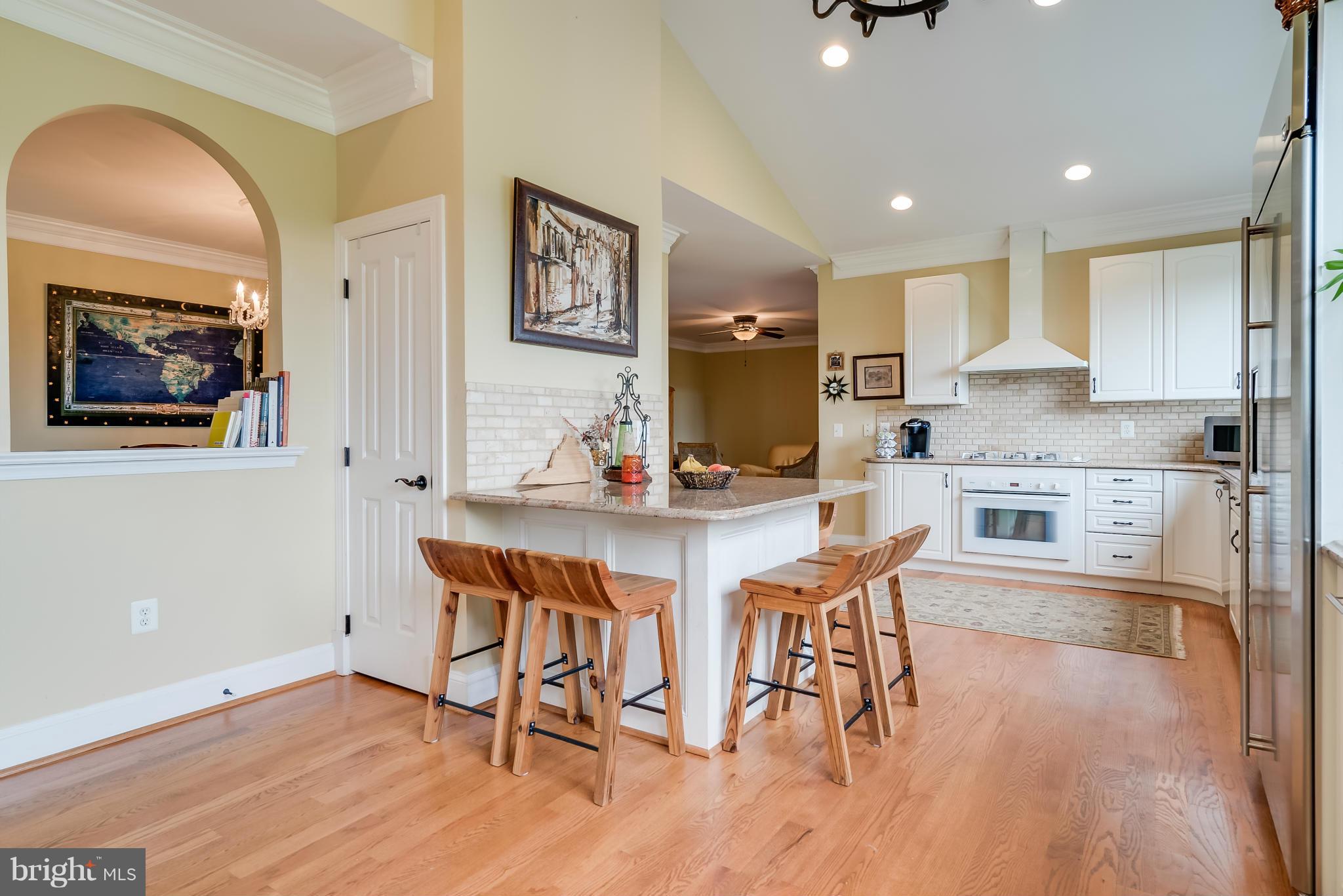 15657 Limestone School Road Leesburg, VA 20176 - Photo 15 of 30 Open on both sides to extended living space