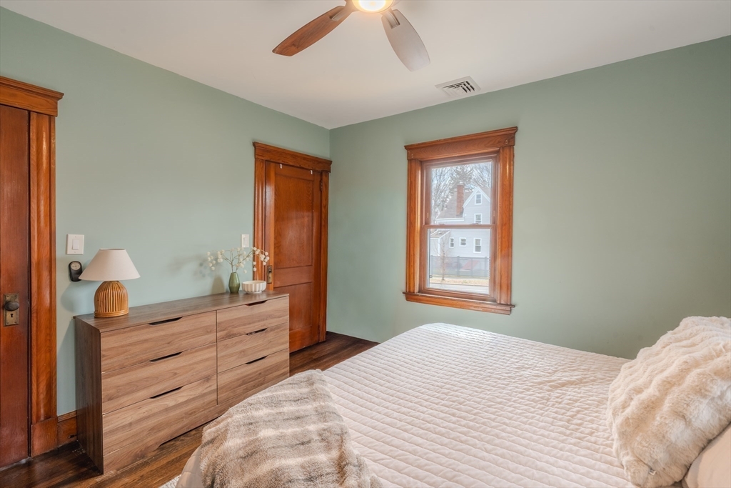 81 Linden Road Melrose, MA 02176 - Photo 18 of 42