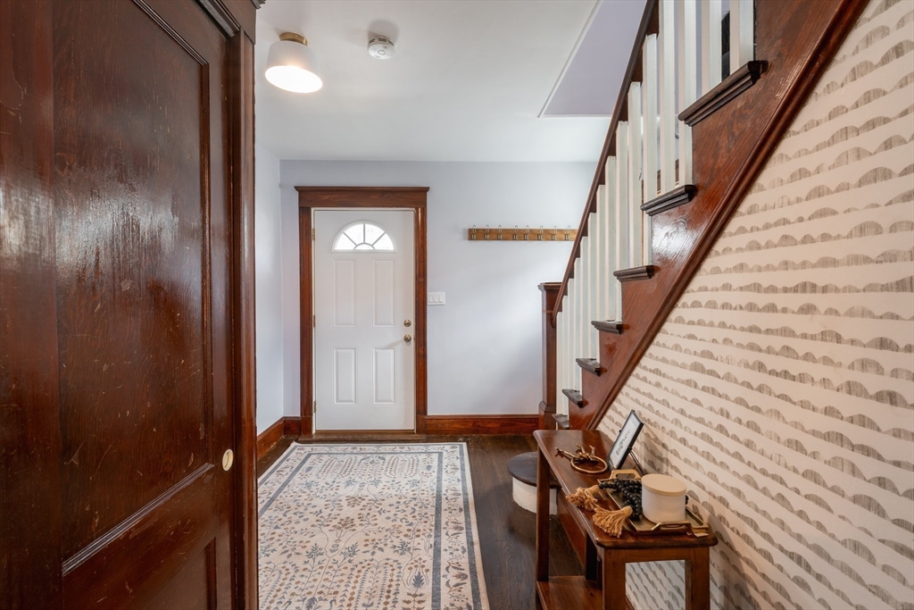 81 Linden Road Melrose, MA 02176 - Photo 3 of 42