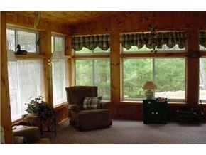 111 Beals Road Bedford, NH 03110 - Photo 4 of 9