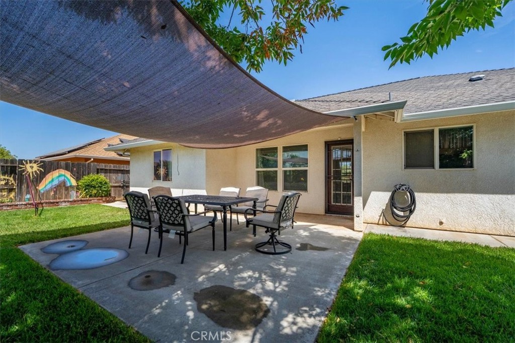 1465 Crosspoint Way Red Bluff, CA 96080 - Photo 36 of 58 Backyard