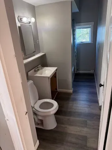 $2,300 | 84 Florence Street, Unit 2, Worcester, MA 01603