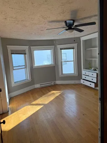 $2,300 | 84 Florence Street, Unit 2, Worcester, MA 01603