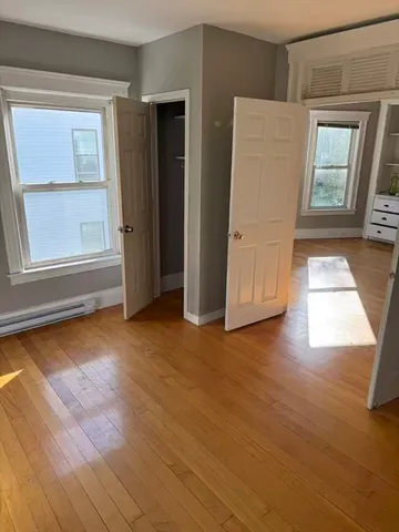 $2,300 | 84 Florence Street, Unit 2, Worcester, MA 01603
