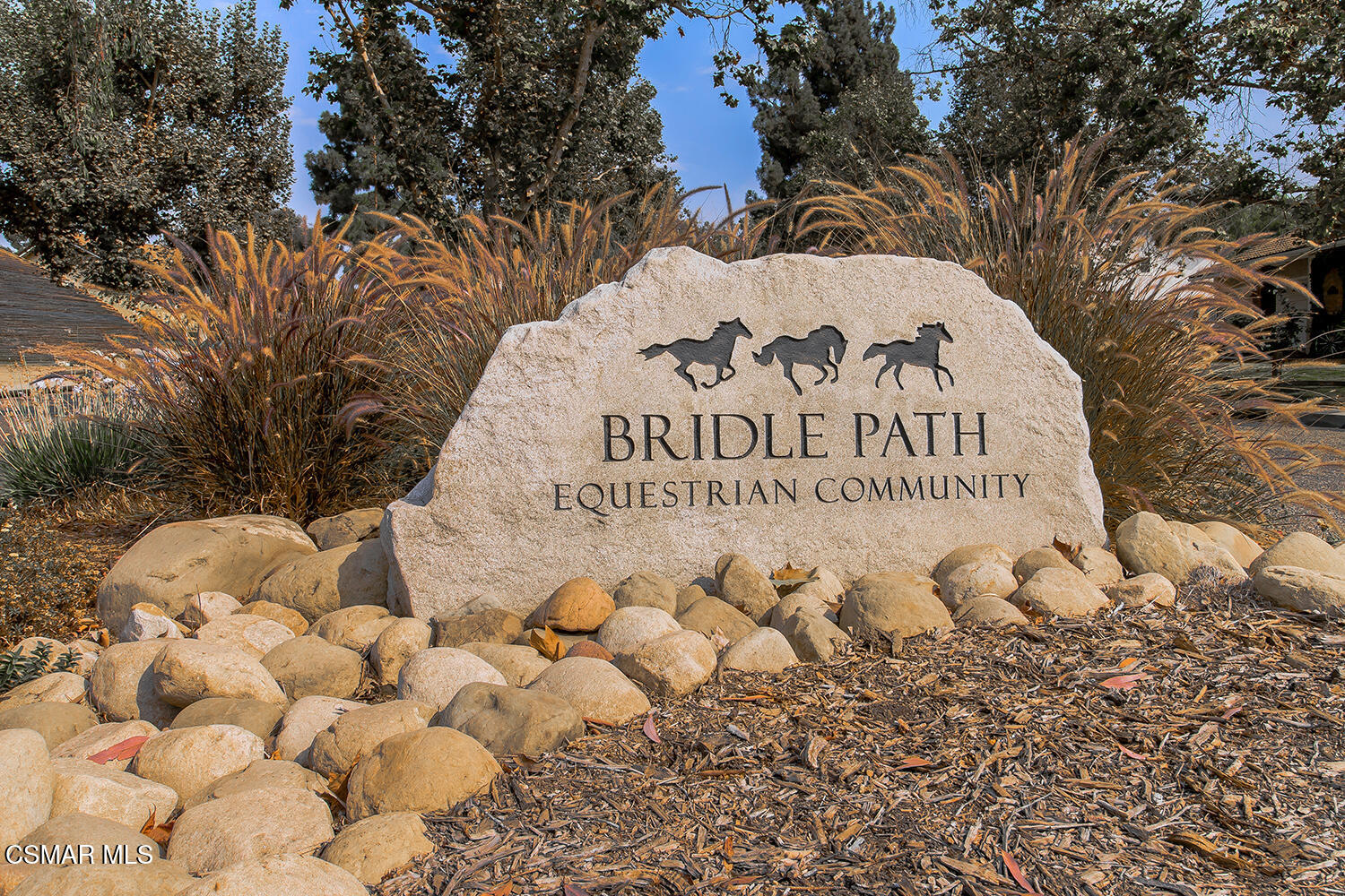 1351 Rambling Road Simi Valley, CA 93065 - Photo 6 of 70 aFront and Entry