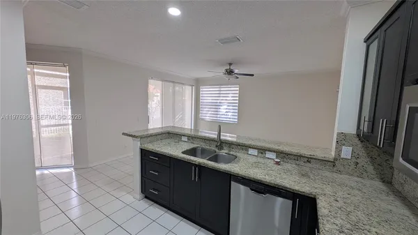 $4,000 | 644 Sand Creek Circle, Weston, FL 33327